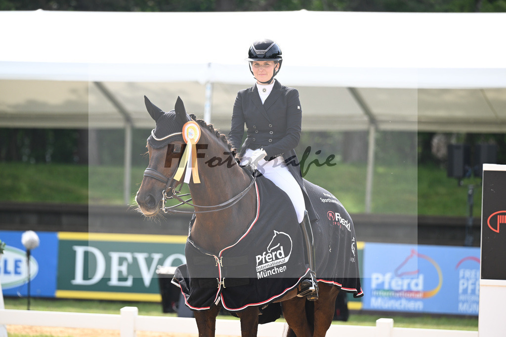 Giner_Donna Erika_12241717 | hf-fotografie - Realisiert mit Pictrs.com