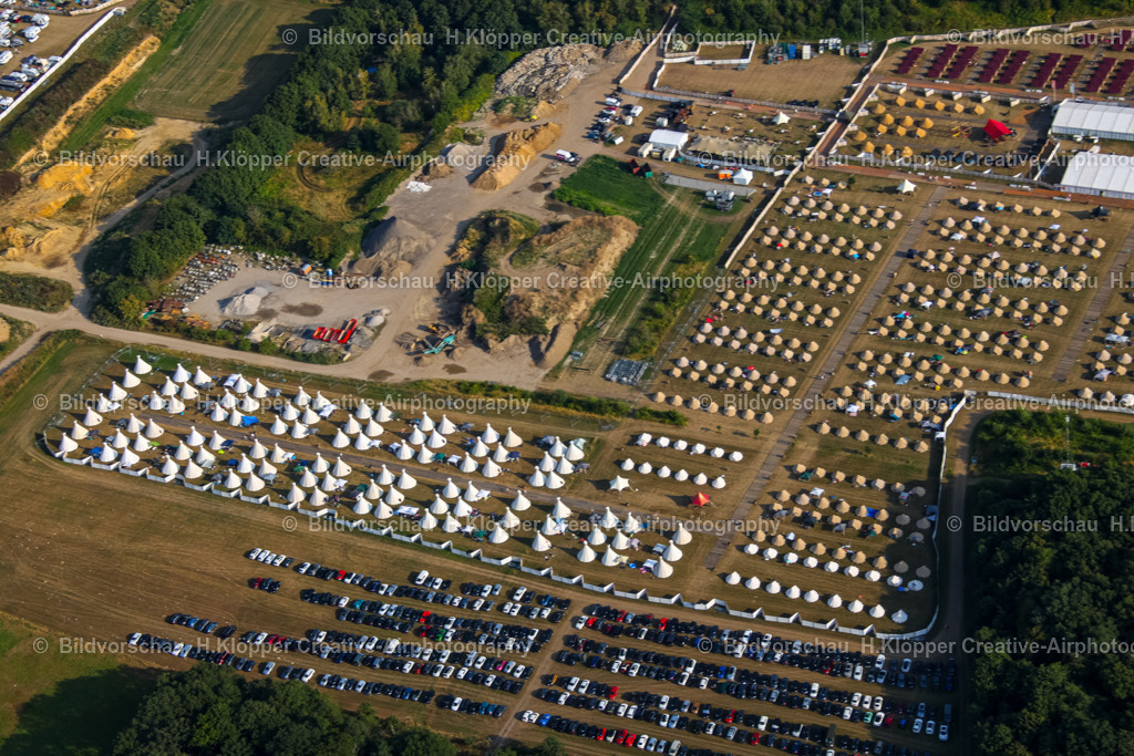 Weeze Parookaville 2022_ Creative_Airphotography H.Klöpper-6017 | Parookaville 2022 Weeze. Das größte Elektro Event Festival mit 220.000 Besucher. Zeltstadt - Realisiert mit Pictrs.com