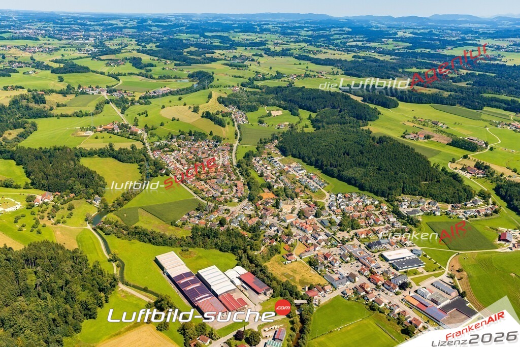 Luftaufnahme von Neuravensburg Wangen im Allgäu Bild- Das Luftbild wurde 2025 vom UL-Flugzeug heraus erstellt ( keine Drohne ) - Hochauflösende Luftaufnahme -Nicht vergleichbar mit Google Maps oder Satelittenbilder- Die Geschenkidee !Mit Lizenz und Bildrechte bestellbar