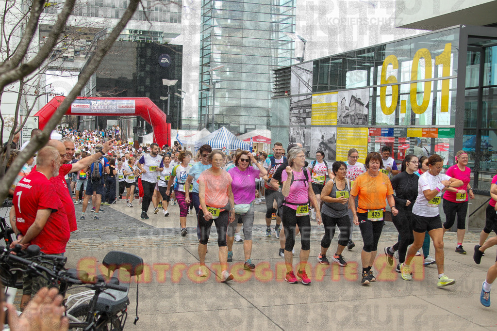 250920_1301_EV4_5083 | Sportfotografie im Rhein-Sieg Kreis, Köln, Bonn, NRW, Rheinland Pfalz, Hessen, etc. Unser Tätigkeitsfeld umfasst den Laufsport vom Volkslauf über den Marathon, Duathlon, Triathon bis zum Ultralauf wie Kölnpfad Ultra oder Schindertrail.