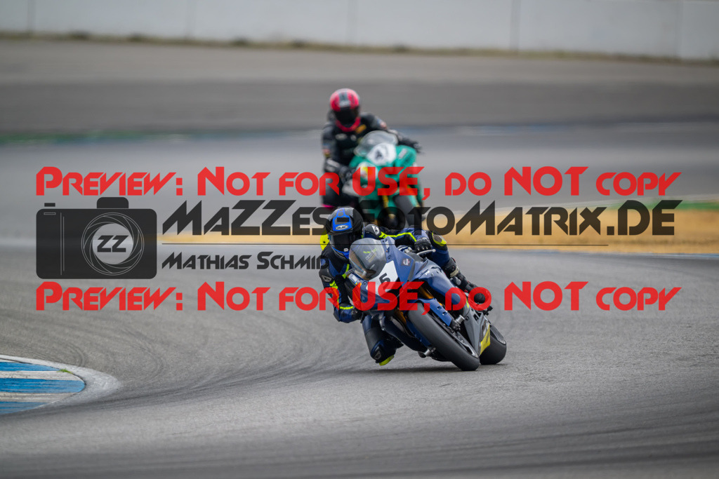 MaZZes-Fotomatrix-20260809-579160 | R1