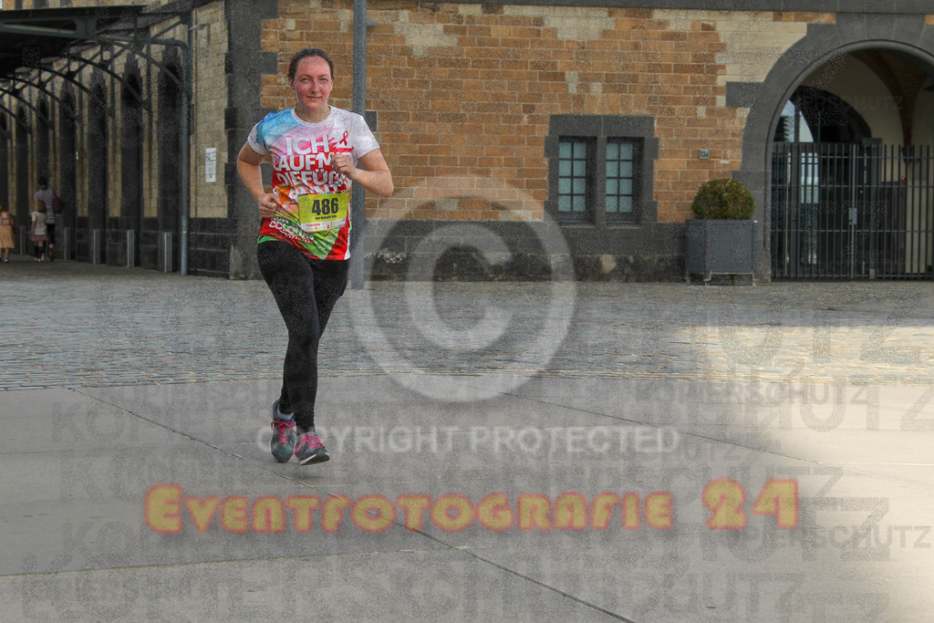 250920_1338_EV4_6346 | Sportfotografie im Rhein-Sieg Kreis, Köln, Bonn, NRW, Rheinland Pfalz, Hessen, etc. Unser Tätigkeitsfeld umfasst den Laufsport vom Volkslauf über den Marathon, Duathlon, Triathon bis zum Ultralauf wie Kölnpfad Ultra oder Schindertrail.
