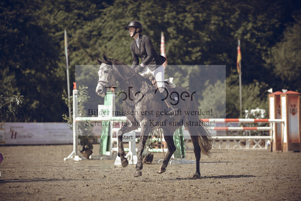 20240530-DOS_1223 | Entdecke hochwertige Reitturnierfotos von Foto Oger. Professionell, emotional und authentisch – jetzt Lieblingsmomente im Shop bestellen.Deutschlandweite Turnierfotografie. - Realisiert mit Pictrs.com