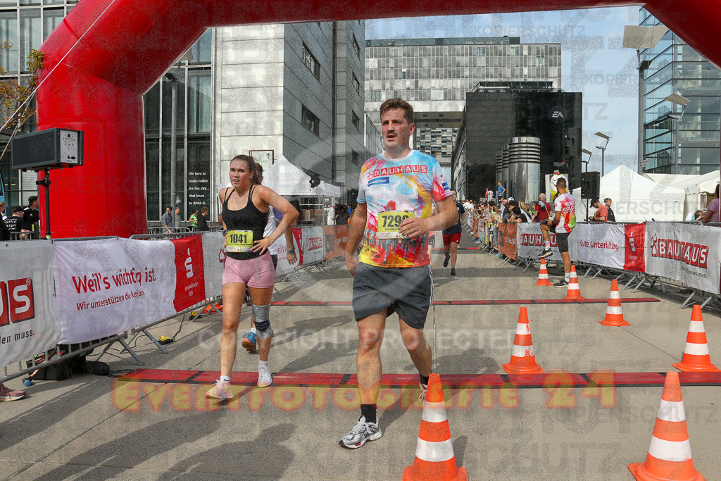 250920_1332_EX1_5296 | Sportfotografie im Rhein-Sieg Kreis, Köln, Bonn, NRW, Rheinland Pfalz, Hessen, etc. Unser Tätigkeitsfeld umfasst den Laufsport vom Volkslauf über den Marathon, Duathlon, Triathon bis zum Ultralauf wie Kölnpfad Ultra oder Schindertrail.