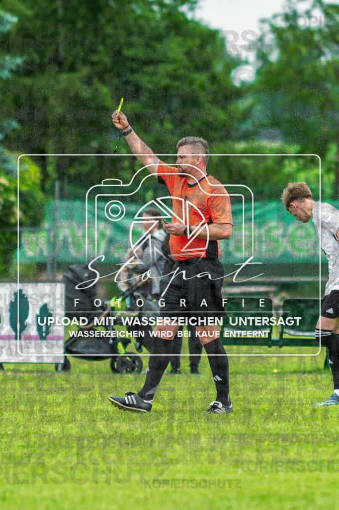 U17 Kreispokal Finale HK - SV Soltau vs. SG Fulde | Oliver Curth (Schiedsrichter); U17 Kreispokal Finale HK - SV Soltau vs. SG Fulde am 07.06.2026 in Sportplatz Alter Schulweg, Schülern - Realisiert mit Pictrs.com