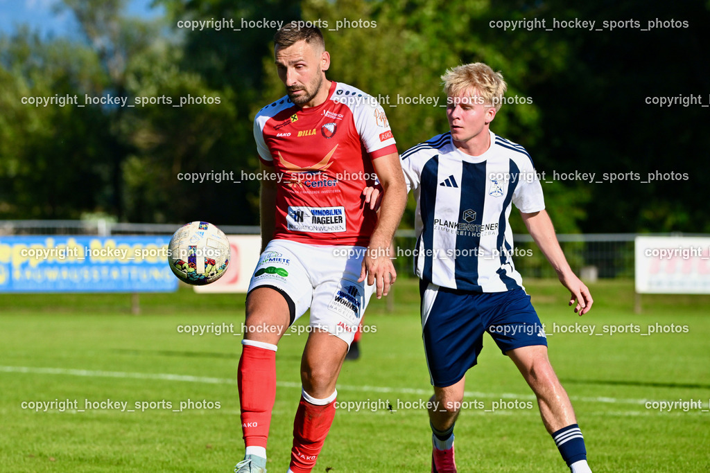 ATUS Nötsch vs. FC Dölsach | #9 Edin Avdic ATUS Nötsch, #21 Felix Johannes Mayr FC Dölsach, ATUS Nötsch vs. FC Dölsach, ATUS Nötsch vs. FC Dölsach am 23.08.2026 in Nötsch (Sportplatz Nötsch), Austria, (Photo by Bernd Stefan)