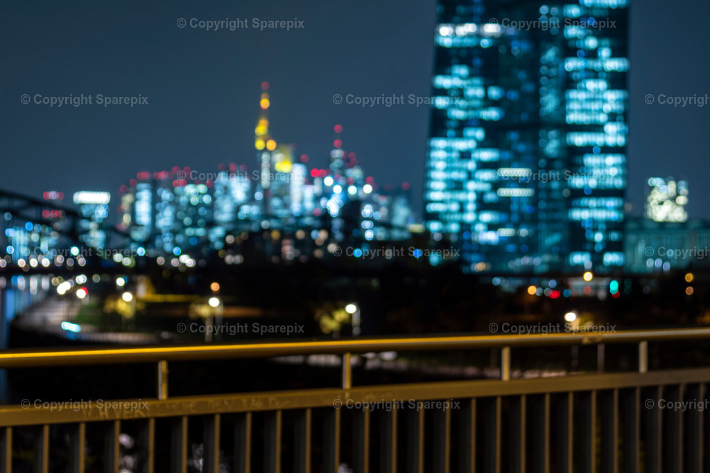CRO_Frankfurt_Skyline_Bokeh31 | sparepix - Realisiert mit Pictrs.com