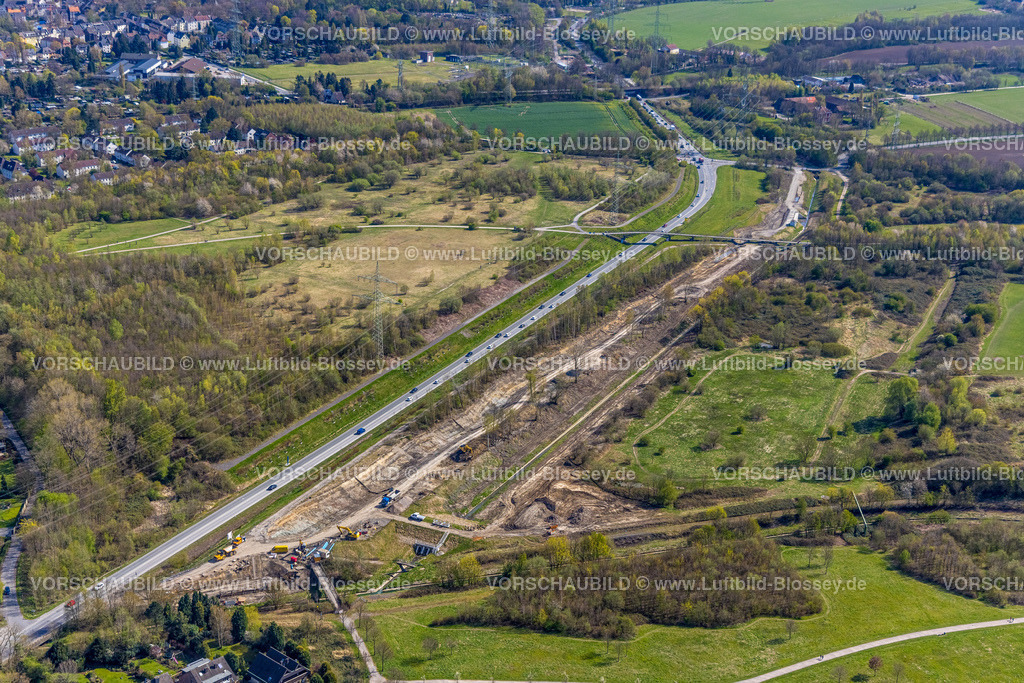 Gelsenkirchen220402622 | Luftbild, Baustelle Kanalbauarbeiten für Abwasserkanal am Leither Bach an der Bundesstraße B227, Rotthausen, Gelsenkirchen, Ruhrgebiet, Nordrhein-Westfalen, Deutschland