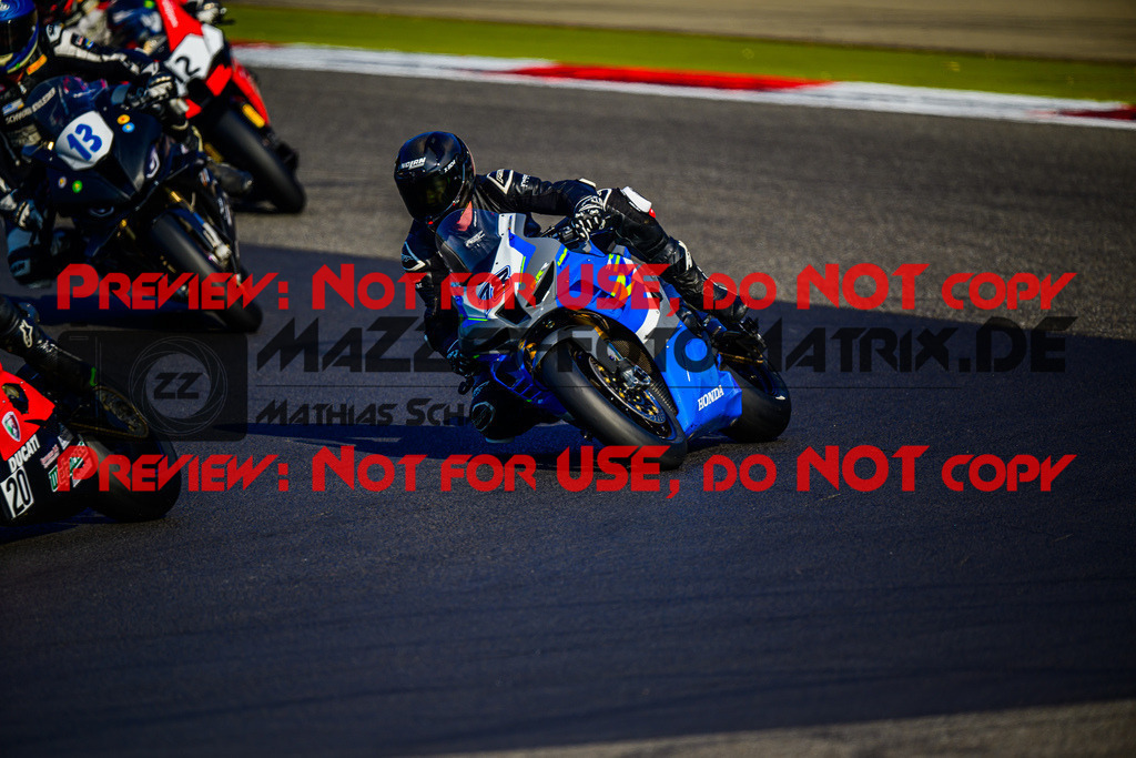 MaZZes_FotoMatrix_240831_6007705_0761 | STK1000