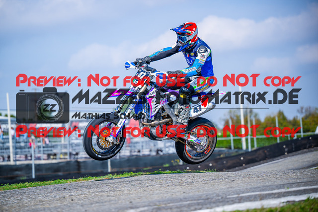 MaZZes_FotoMatrix_231014_2037 | S2