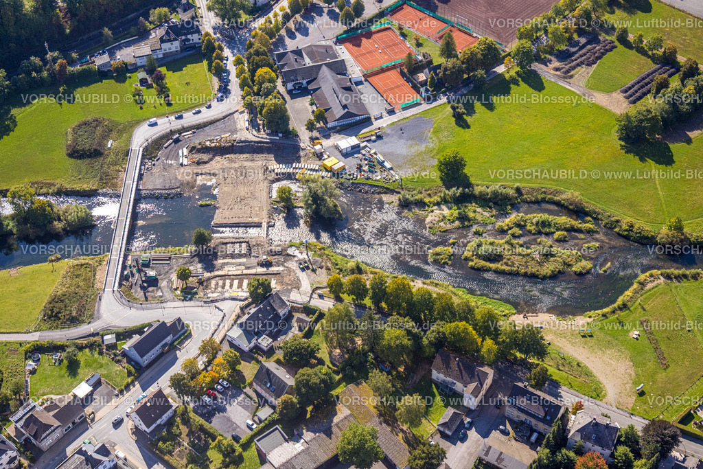 Arnsberg220904081Oeventrop | Luftbild, Neubau Dinscheder Brücke der Glösinger Straße über den Fluss Ruhr und Renaturierung in Glösingen, Arnsberg, Sauerland, Nordrhein-Westfalen, Deutschland