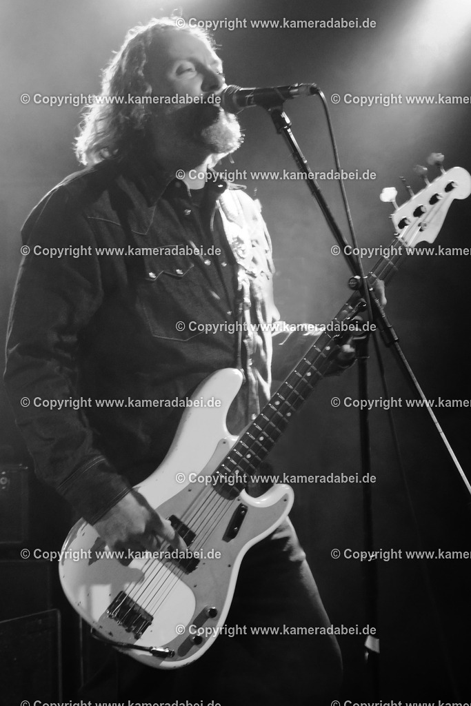 Konzert : Black Bottle Riot am 14.11.2025 im Rare Guitar in Münster | Konzert : Black Bottle Riot am 14.11.2025 im Rare Guitar in Münster - Realisiert mit Pictrs.com