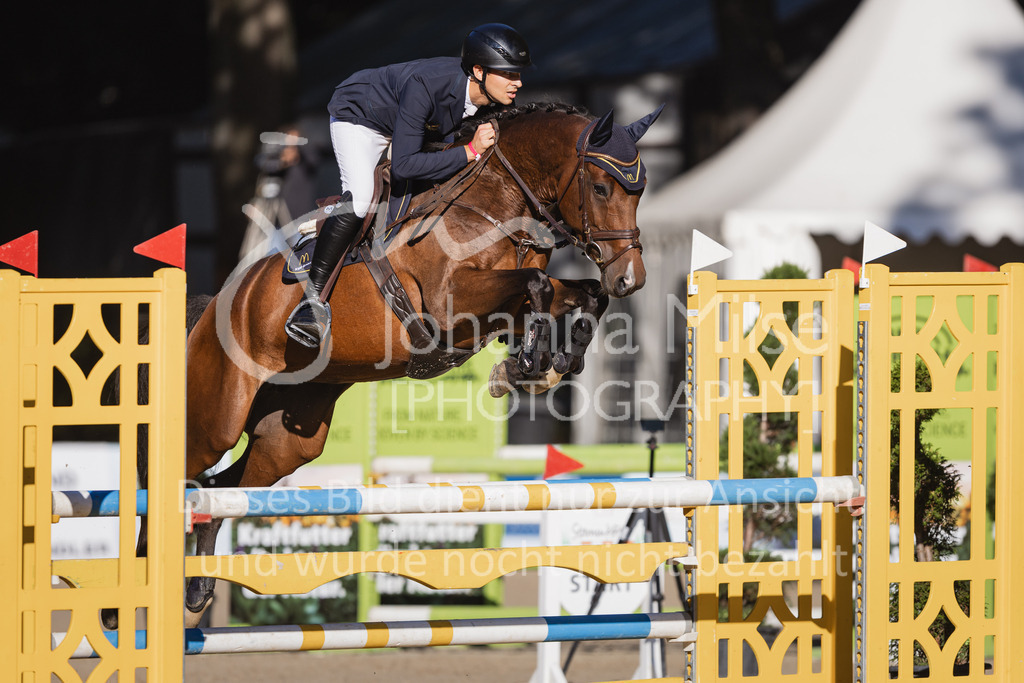 230908_OWLCh_AmateurS-131 | Deine schönsten Turniermomente als professionelle Fotos! Entdecke hochwertige Pferdesport-Fotografie im Online-Shop. Jetzt Fotos finden & bestellen!