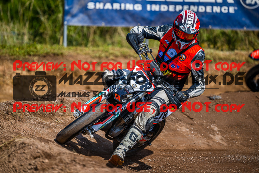 MaZZes_FotoMatrix_220619_0682 | S4