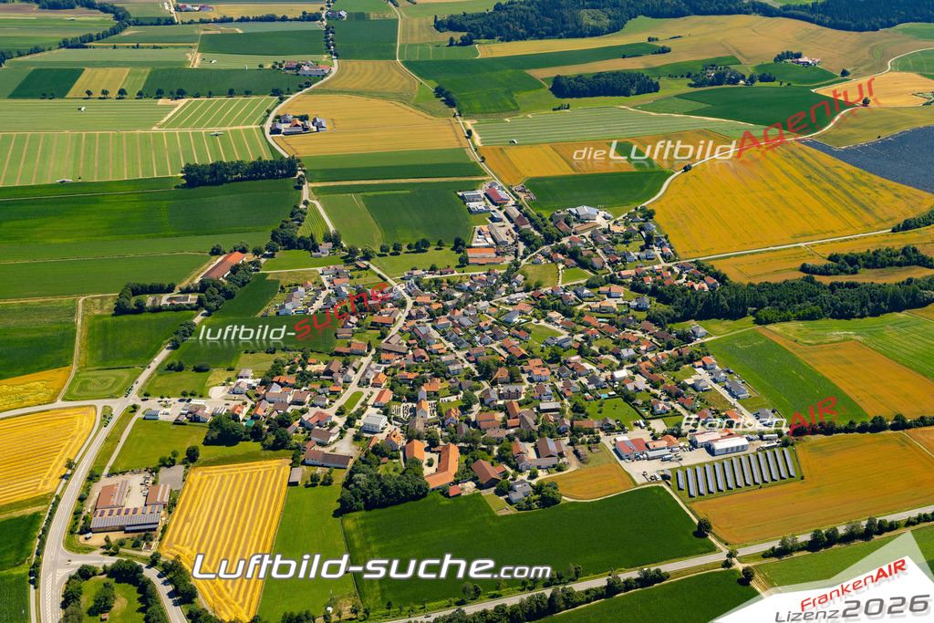 Aktuelles Luftbild von Haunersdorf Simbach - Die Luftaufnahme wurde 2022 mittels UL-Flugzeug erstellt ( keine Drohne ) - hochauflösende Kamera-Systeme von  Canon -Beste Qualität - Für grossformatige Ausdrucke geeignet. Die Geschenkidee !