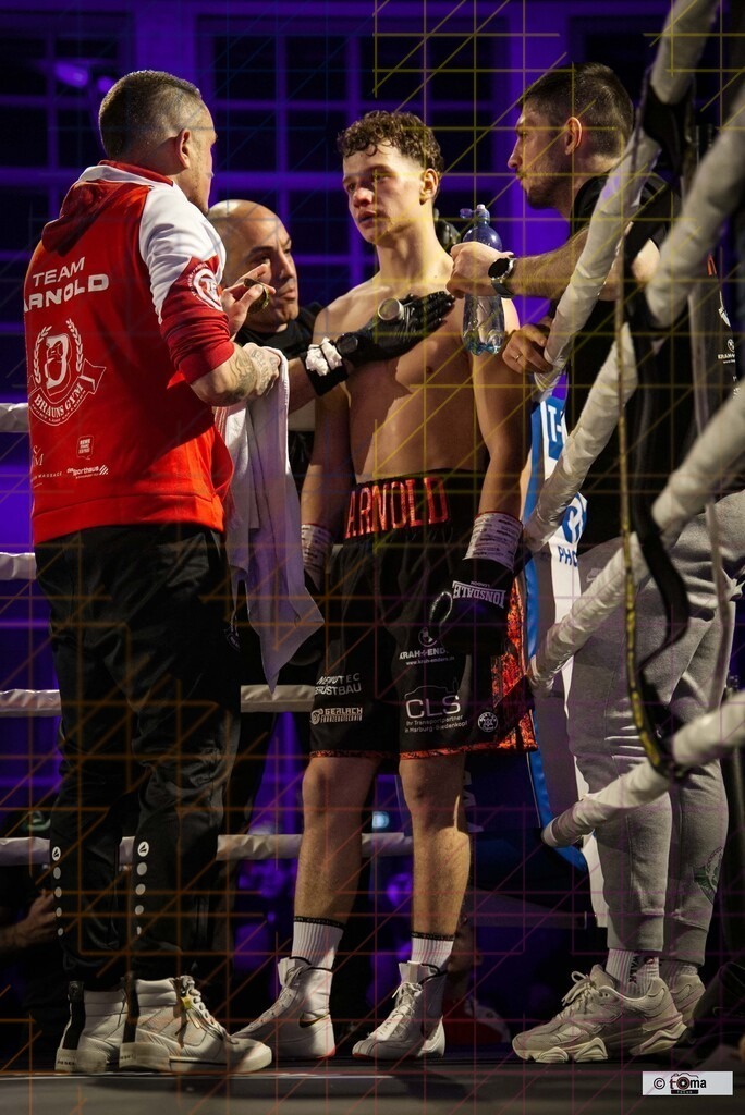 Domenik Arnold erster WM KAmpf 02 2026 tomafocus TB00124 | professionelle Sport- und Eventfotografie von Tomafocus – dynamische Bilder, emotionale Momente und hochwertige Aufnahmen für jeden Anlass. - Realisiert mit Pictrs.com