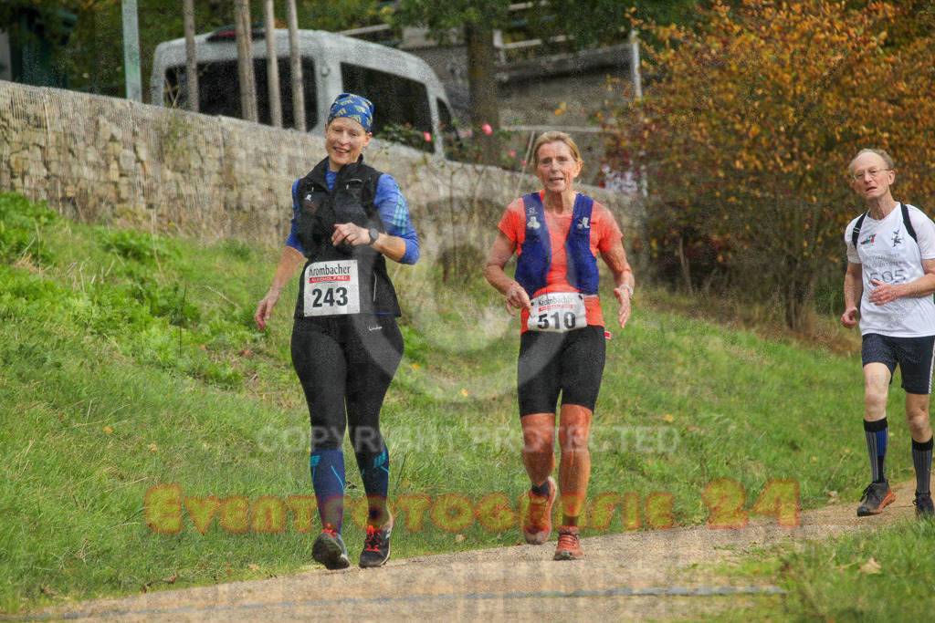 231029_1252_EV4_4128 | Sportfotografie im Rhein-Sieg Kreis, Köln, Bonn, NRW, Rheinland Pfalz, Hessen, etc. Unser Tätigkeitsfeld umfasst den Laufsport vom Volkslauf über den Marathon, Duathlon, Triathon bis zum Ultralauf wie Kölnpfad Ultra oder Schindertrail.
