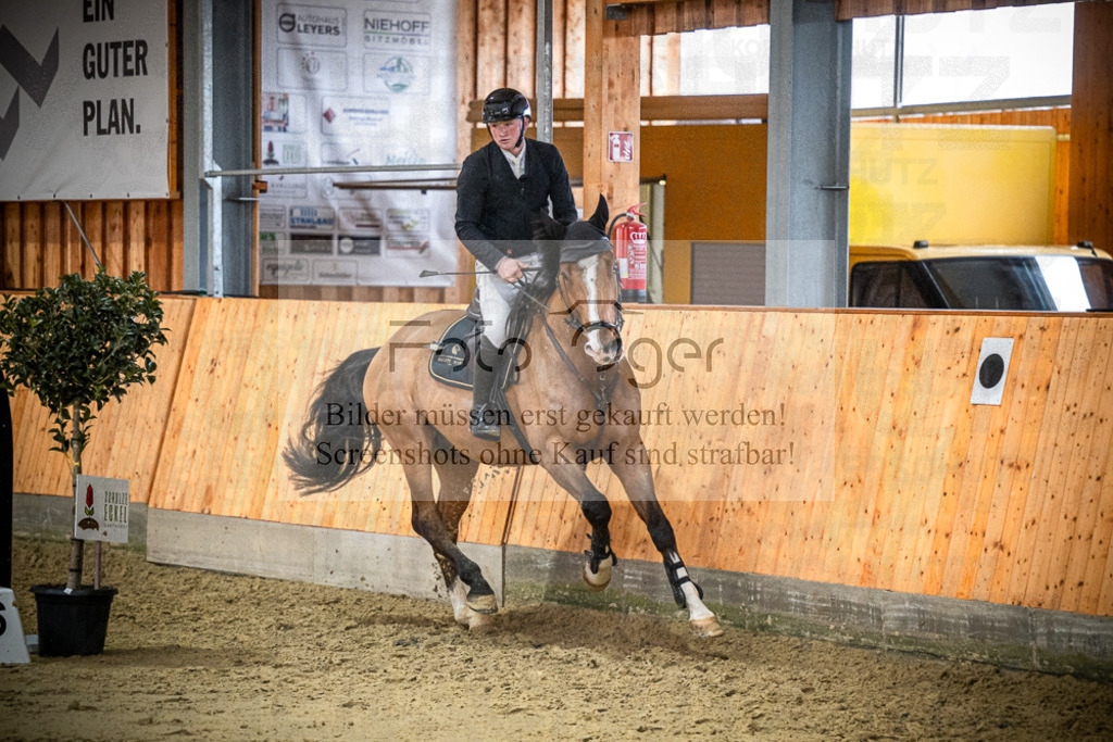 DOS_1297 | Entdecke hochwertige Reitturnierfotos von Foto Oger. Professionell, emotional und authentisch – jetzt Lieblingsmomente im Shop bestellen.Deutschlandweite Turnierfotografie. - Realisiert mit Pictrs.com