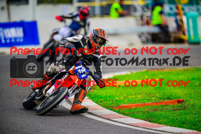 MaZZes_FotoMatrix_240608_6007705_9437 | YOUNGSTER