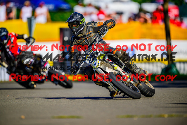 MaZZes_FotoMatrix_240816_6007705_2-48 | UE40