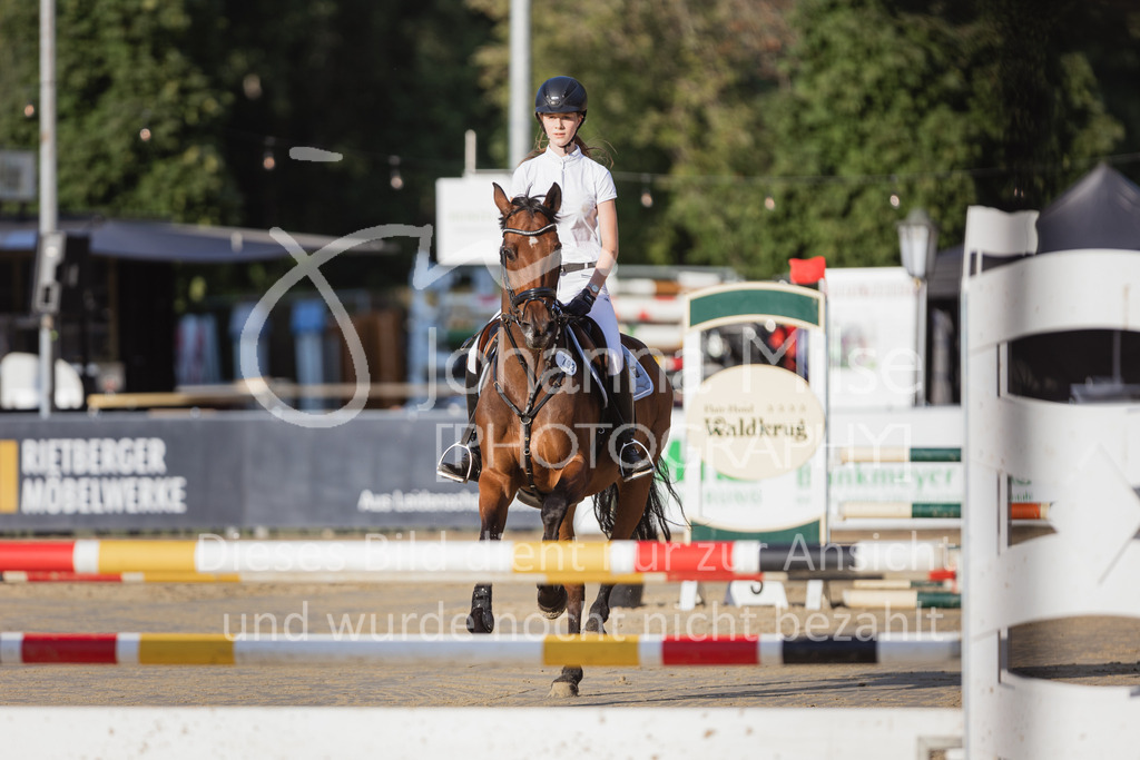 220824_Delbrueck_Stil-A1-319 | Deine schönsten Turniermomente als professionelle Fotos! Entdecke hochwertige Pferdesport-Fotografie im Online-Shop. Jetzt Fotos finden & bestellen!