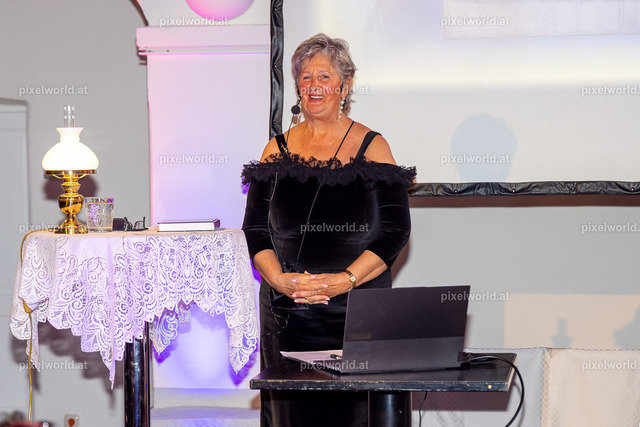 Buchpräsentation "Opern der Welt als Balladen" von Sonja Pistracher | Bildershop von pixelworld.at - Realisiert mit Pictrs.com