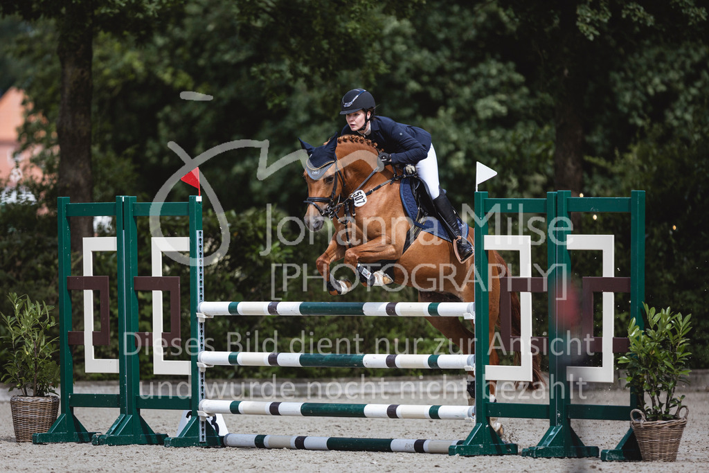 240616_Lemwerder_Springpony-L-320 | Deine schönsten Turniermomente als professionelle Fotos! Entdecke hochwertige Pferdesport-Fotografie im Online-Shop. Jetzt Fotos finden & bestellen!