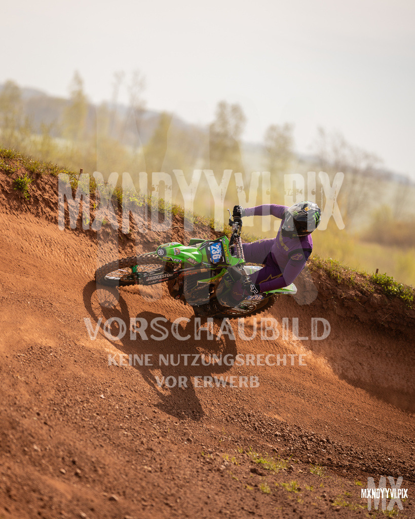 866A4103 | mxndyyvipix