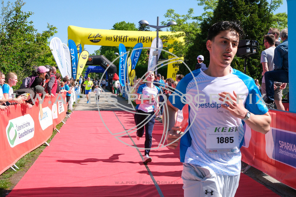 ..... | LINZ,AUSTRIA,27.April 24, Int. 3 Brückenlauf Linz  , Image shows: Photo: WAPICS / Michael ring