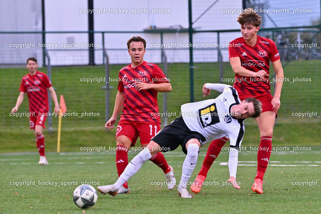 SV Spittal 1921 vs. SV St. Jakob  | #10 Adrian Steurer SV Spittal, #11 Florian Uggowitzer St.Jakob, #5 Florian Rappitsch St.Jakob, SV Spittal 1921 vs. SV St. Jakob , SV Spittal 1921 vs. SV St. Jakob  am 20.09.2024 in Spittal an der Drau (Goldeck Stadion), Austria, (Photo by Bernd Stefan)