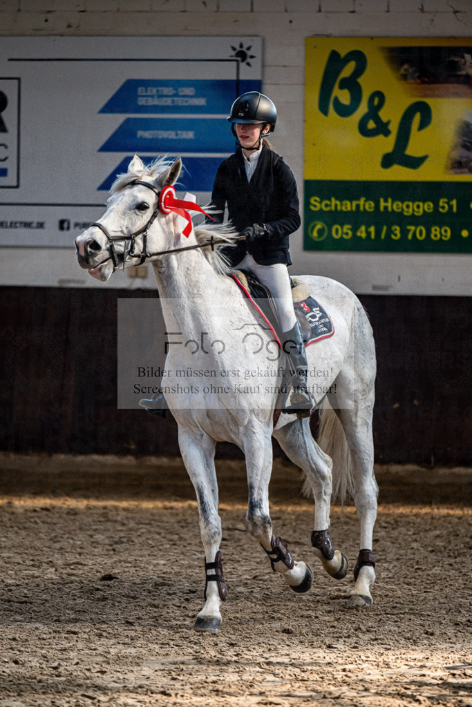 20240308-DOS_3745 | Entdecke hochwertige Reitturnierfotos von Foto Oger. Professionell, emotional und authentisch – jetzt Lieblingsmomente im Shop bestellen.Deutschlandweite Turnierfotografie. - Realisiert mit Pictrs.com