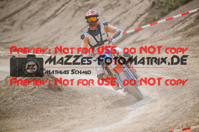 MaZZes_FotoMatrix_220904_0813 | S3