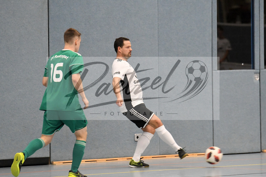 20200119_VGHCUP_0070 | Fußball, Herren:   beim 35. Schledehauser VGH-Cup am 19.01.2020 in der Waldsporthalle Schledehausen in Schledehausen, Deutschland.(Foto von Nico Paetzel) - Realisiert mit Pictrs.com