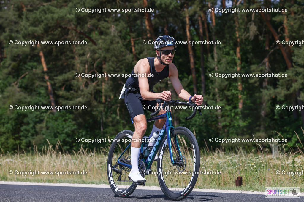 007A0469 | Rund um das Thema Sport-Event-Fotografie & individuelle Teilnehmerfotos. Jeder Teilnehmer wird fotografiert.