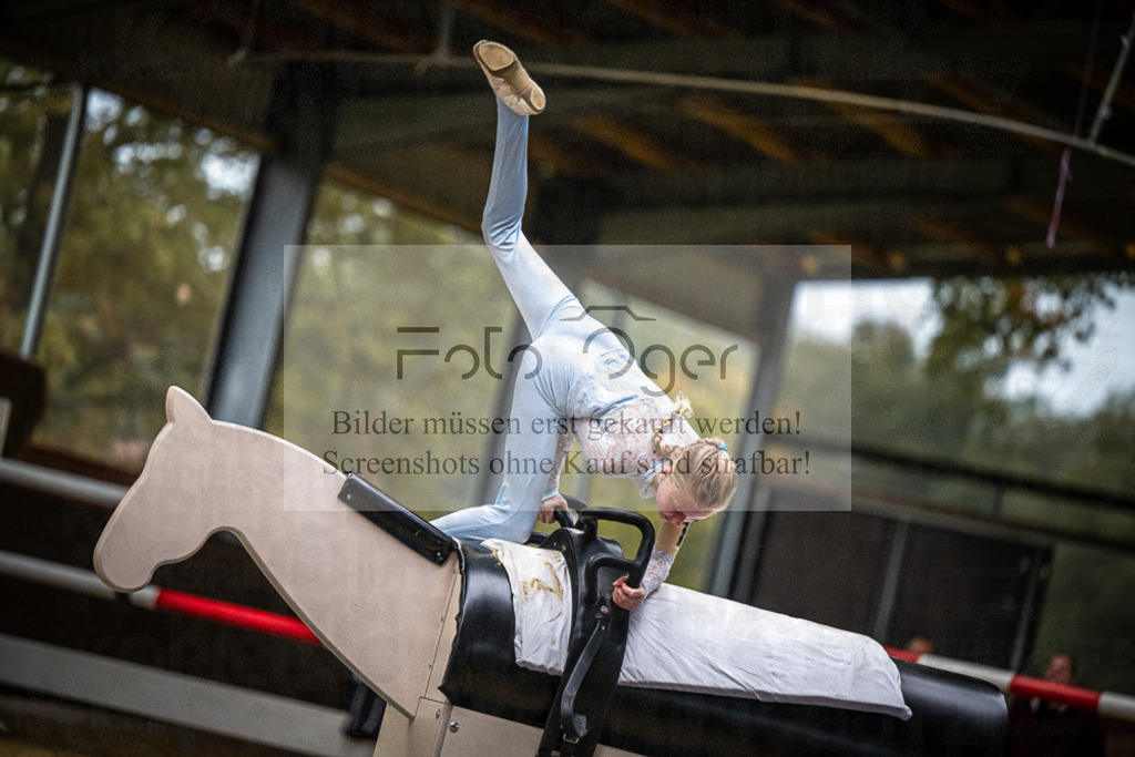DOS_0759 | Entdecke hochwertige Reitturnierfotos von Foto Oger. Professionell, emotional und authentisch – jetzt Lieblingsmomente im Shop bestellen.Deutschlandweite Turnierfotografie. - Realisiert mit Pictrs.com