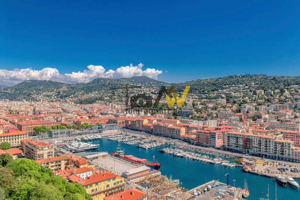 Blick in den Hafen von Nizza an der Côte d’Azur-Frankreich II | Der Hafen von Nizza.  - Realisiert mit Pictrs.com