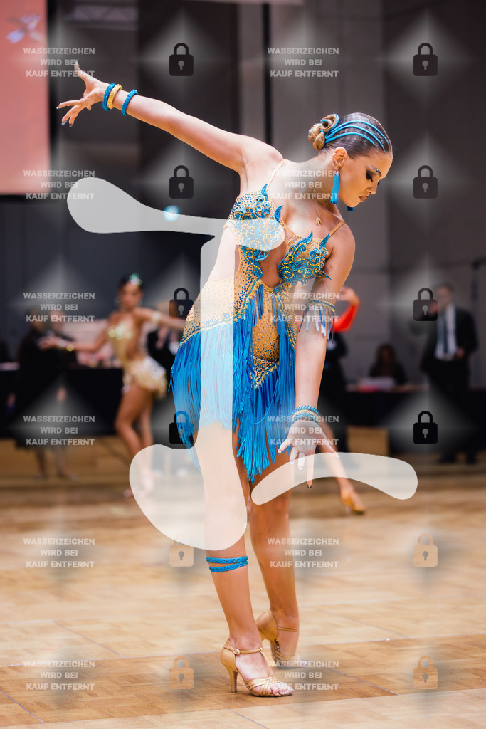 GOC 2025 - WDSF Solo Junior II Latin Female - 2025-08-21-8034 | Webshop for digital downloads and prints of dance sport, event & show photographer Julian Link - Realisiert mit Pictrs.com