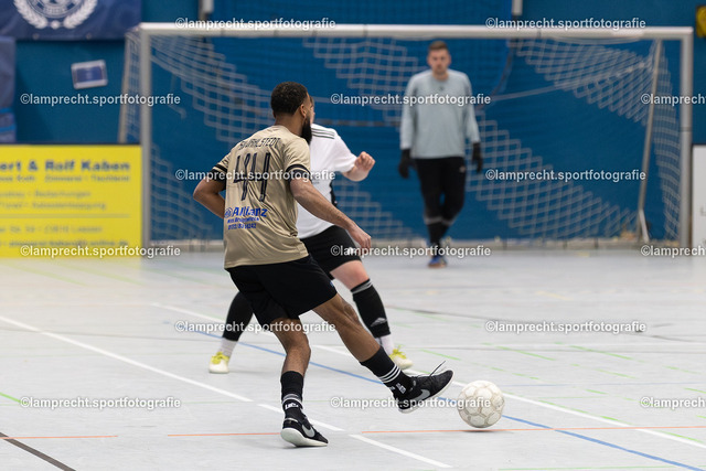 Fußball I Herren I Saison 2025-2026 I Solarstrom-Cup I Vorrunde I 03.01.2026.196 | SV Wahlstedt - SFC SchneeSV Wahlstedt - SFC SchneeSV Wahlstedt - SFC Schnee - Realisiert mit Pictrs.com