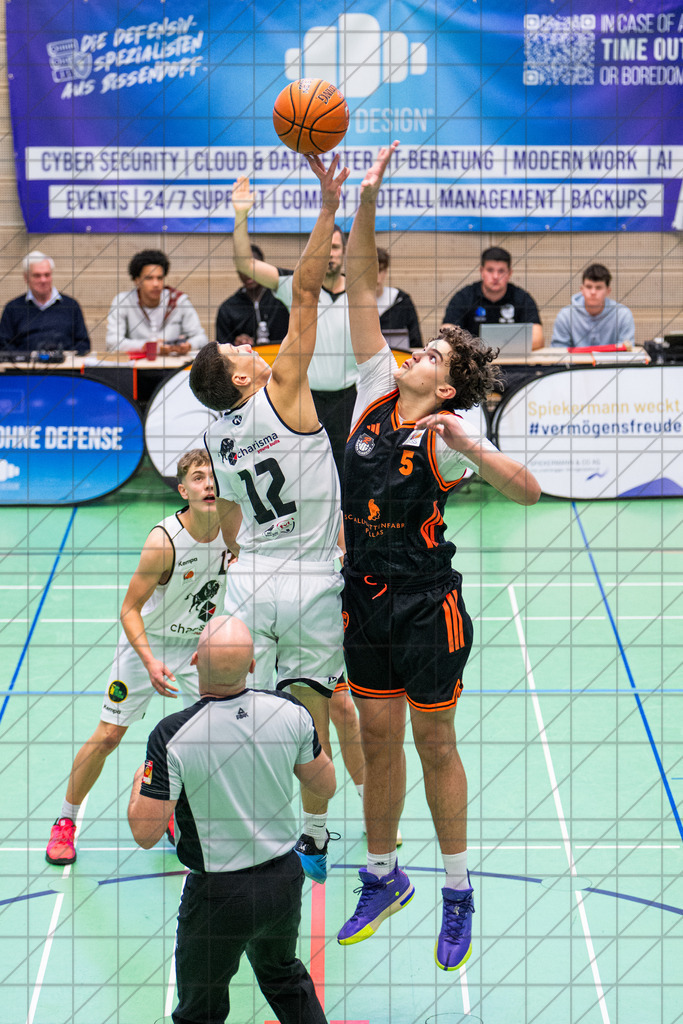 JBBL Vorrunde Gruppe 2 25/26 | Spieltag 01 | Charisma Young Bulls vs. Rasta Vechta | 12.10.25: JBBL Vorrunde Gruppe 2 25/26 | Spieltag 01 | Charisma Young Bulls vs. Rasta Vechta / Osnabrück / Deutschland  //   CREDIT:www.bullenfotos.de, Martin König, Hörner Weg 40, D-49078 Osnabrück, +4917663732967 // Nutzung und Weitergabe nur zu den vereinbarten Zwecken. Presseanfragen an Ersteller. Alle Rechte beim Ersteller. Honorierung nach MFM. - Realisiert mit Pictrs.com