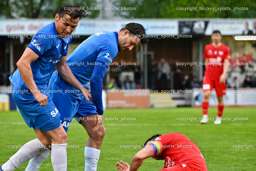 SAK vs. KAC 1909 | #24 Luka Gajic SAK, #4 Timo Günther Drussnitzer SAK, #2 David Gräfischer KAC, SAK vs. KAC 1909, SAK vs. KAC 1909 am 17.04.2025 in Klagenfurt (Sportpark Welzenegg), Austria, (Photo by Bernd Stefan)