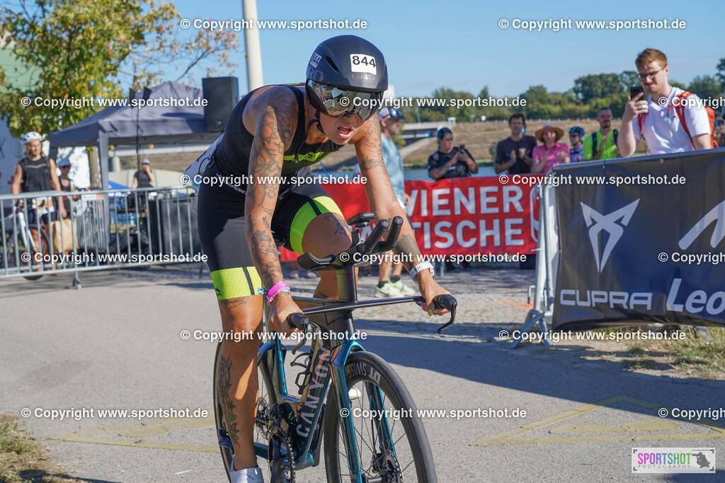 DSC00151 | Vienna Triathlon 2024                                        P3 Event                                                             #yourpictrs #sportshot_your_pictrs                 @Sportshotphotography                                     Photo Credit: www.sportshot.de