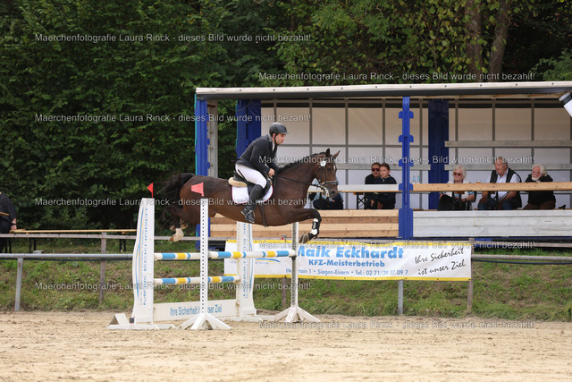HG9A0444 | laurarinckfotografie - Realisiert mit Pictrs.com