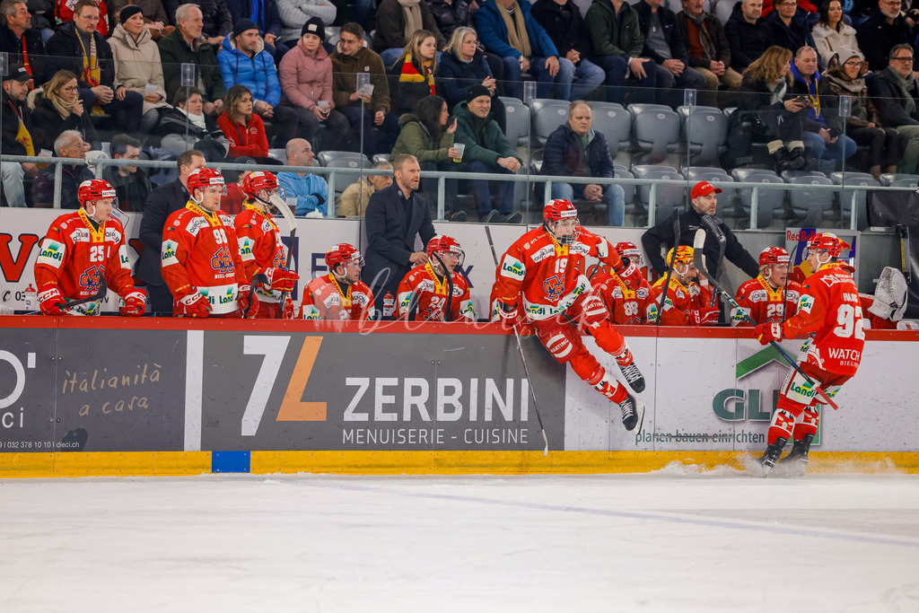 EHCB vs HCD 20260106_wb-1068 | Sportbilder, Sportfotograf, Hochzeits- und Eventfotografin, Flugshows, Portraits und Tiershooting, Aviation, Downhill, Nationalleague, Swissleague, International