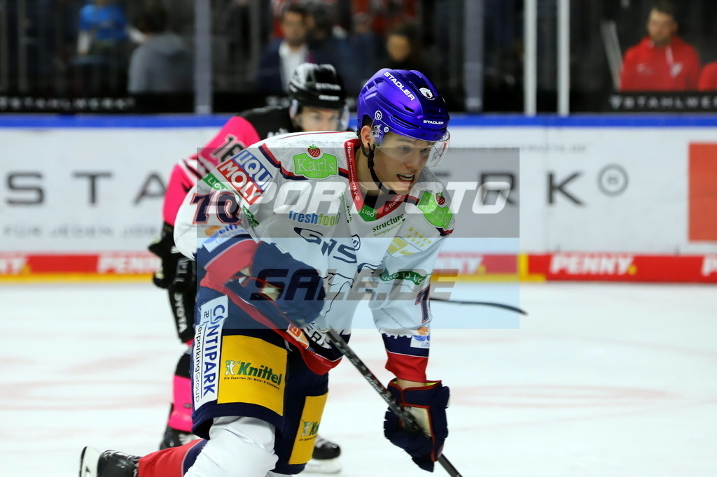 Bennet Roßmy - EBB | Bennet Roßmy - EBB - Realisiert mit Pictrs.com