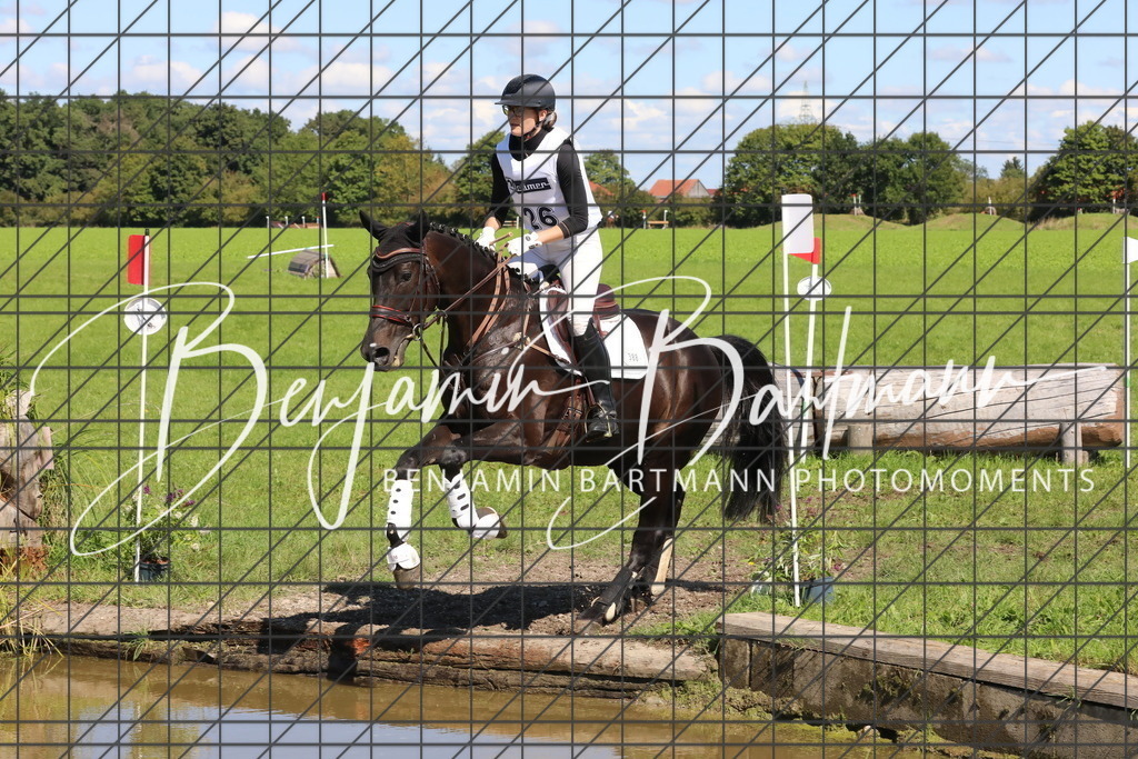 AZ2A9757 | Benjamin Bartmann Photomoments