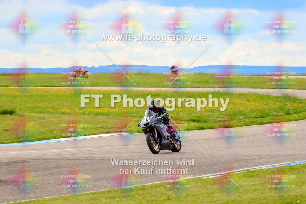 MotoTeam-1317 | Hier findet Ihr Bilder von Touristenfahrten auf der Nürburgring Nordschleife oder von anderen Veranstaltungen die ich besucht habe. Viel Spass beim Durch Schauen 