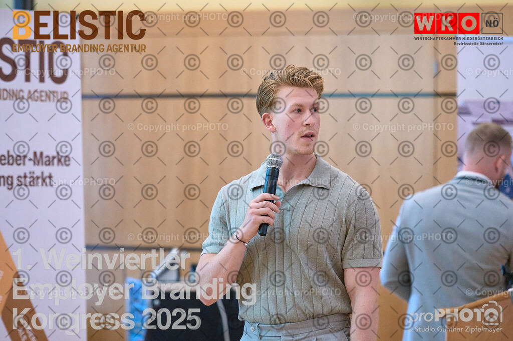 313_202509_EmployerBranding_NZ6_0268 | proPHOTO - Realisiert mit Pictrs.com