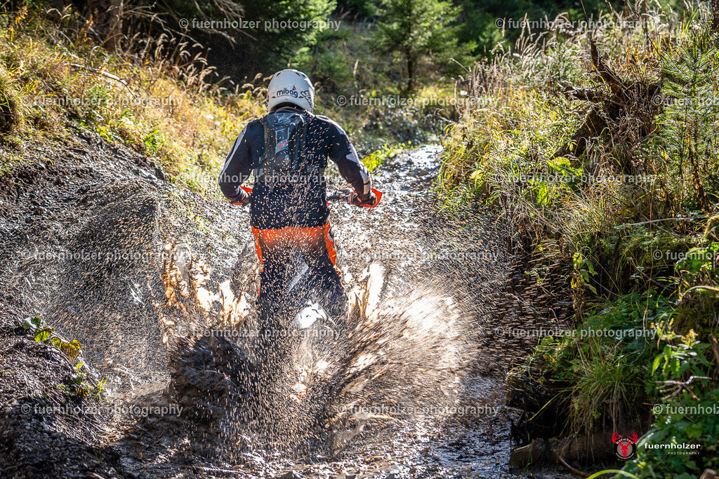 fuernholzer_251026-C1-211 | Fotografische Impressionen von der Red Stag Enduro Extreme by fuernholzer-photography.com. Endurosport in Österreich fotografisch festgehalten von fuernholzer. Auftragsfotografie für Private, Gewerbefotos und Industriefotografie. Eventfotografie, Sportfotografie und Motorsportfotografie. Anbieter von Fotoworkshops, Fototraining, fotografischen Vorträgen und Fotoseminaren.