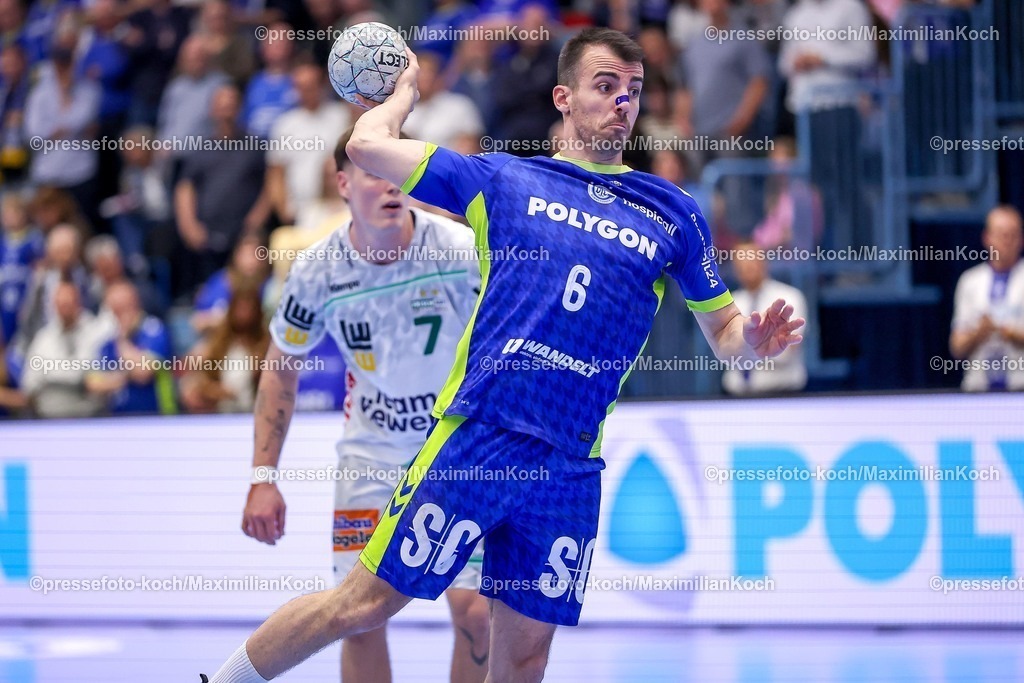 Gum30042601164 | 30.04.2026, Handball, 1. HBL, VfL Gummersbach - Frisch Auf! Göppingen, Saison 2025 / 2026 Herren, Schwalbe-Arena: Milos Vujovic (VfL Gummersbach #06) wirft den Ball auf das Tor 
