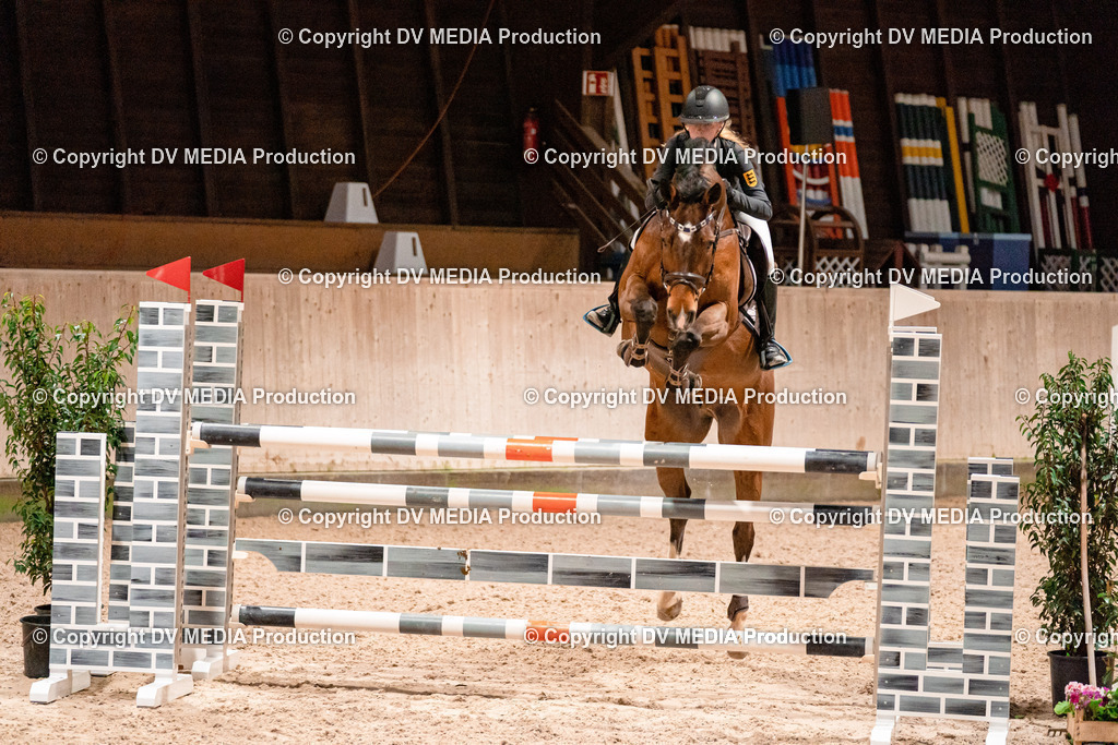 Springen Tag 1-920 | dv-media-shop - Realisiert mit Pictrs.com